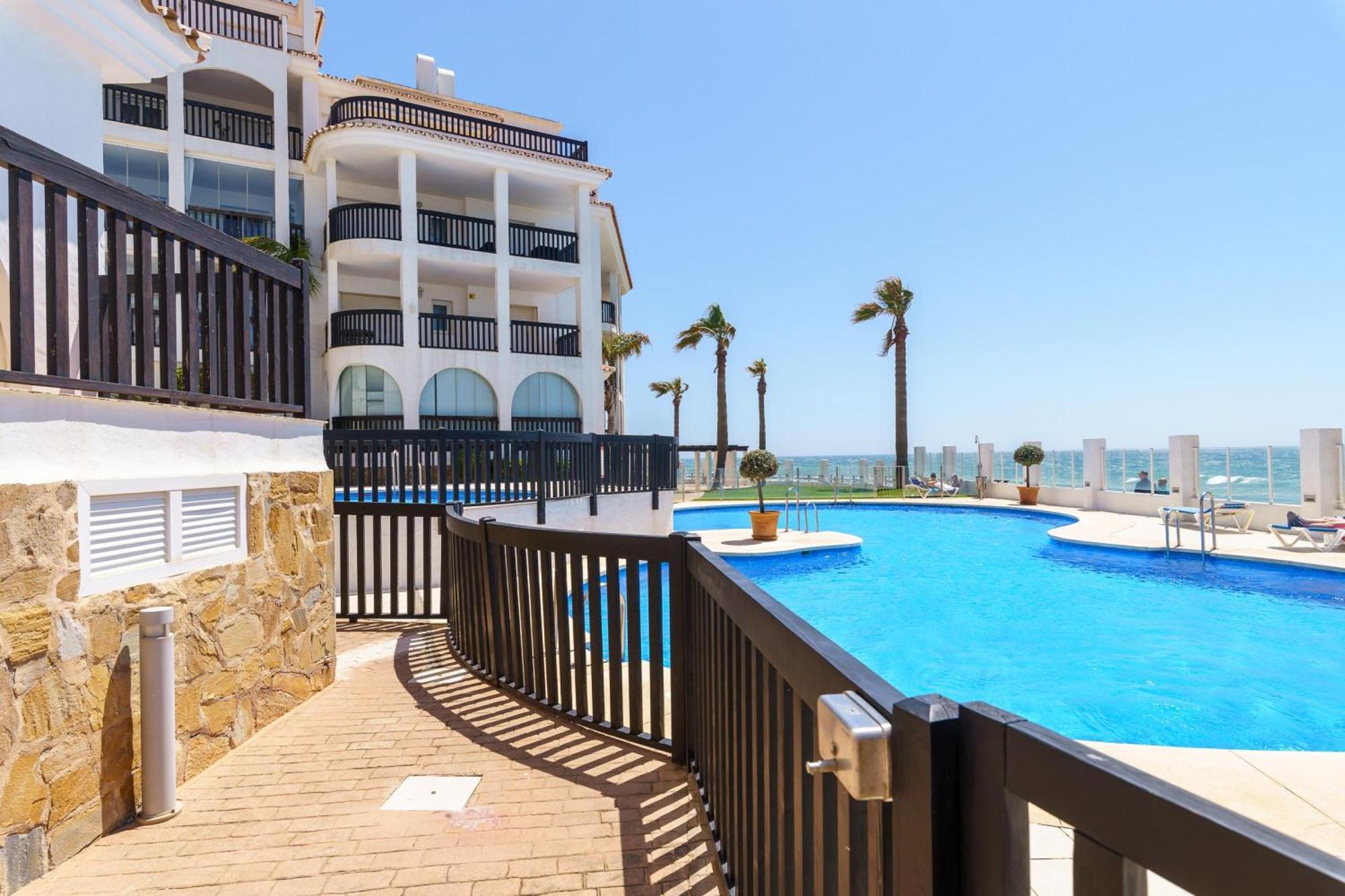 Puerta Del Mar Penthouse Beachfront - Happy Casa vacanze