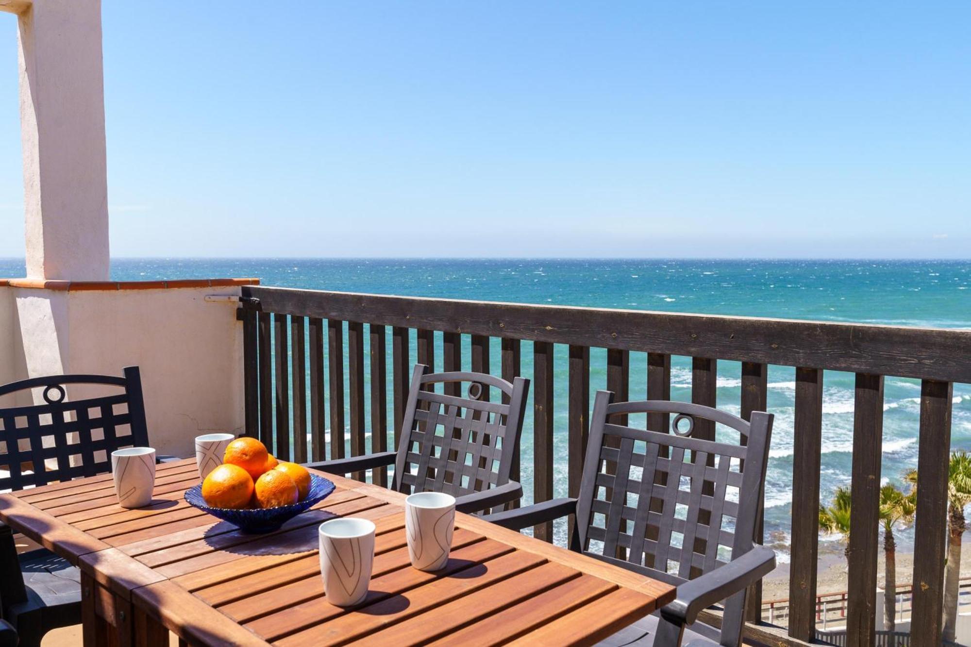 Ferienhaus Puerta Del Mar Penthouse Beachfront - Happy Sitio de Calahonda
