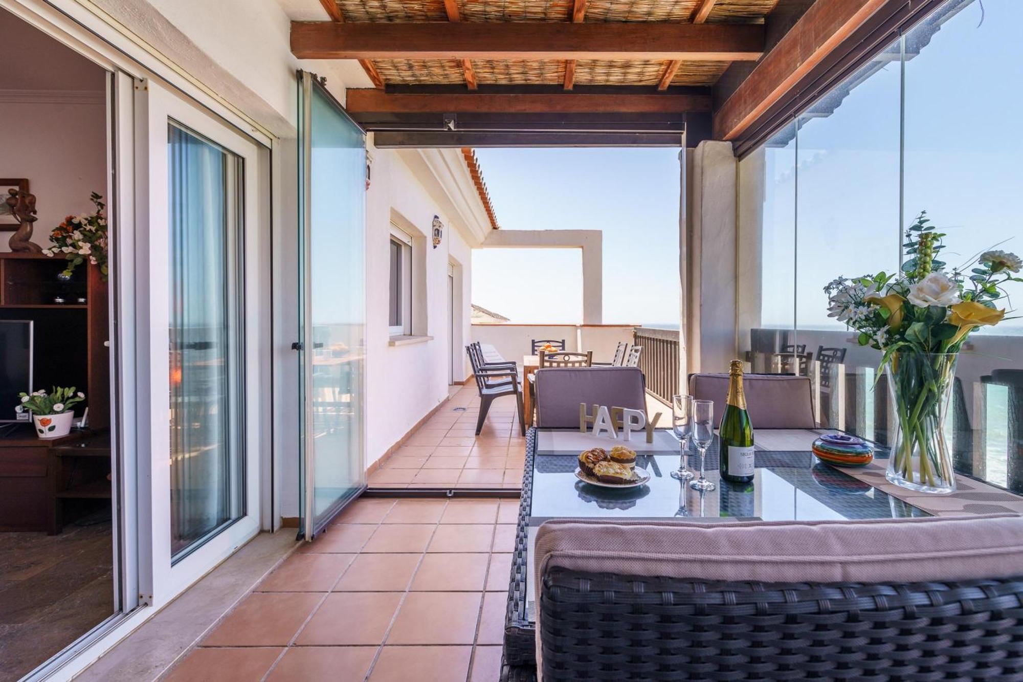 Puerta Del Mar Penthouse Beachfront - Happy *